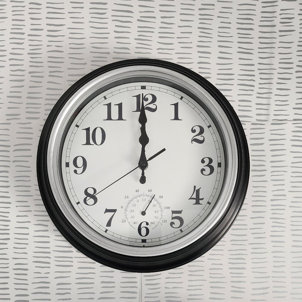 Indoor/Outdoor Clock